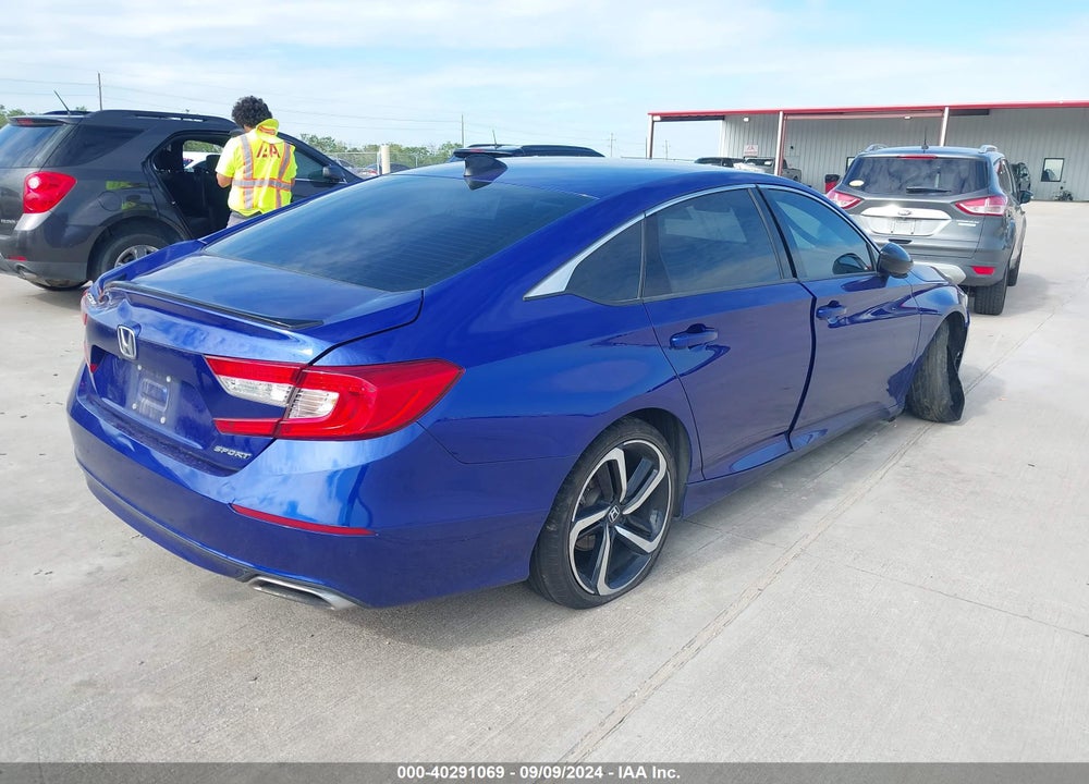 2022 HONDA ACCORD VIN: 1HGCV1F32NA019335