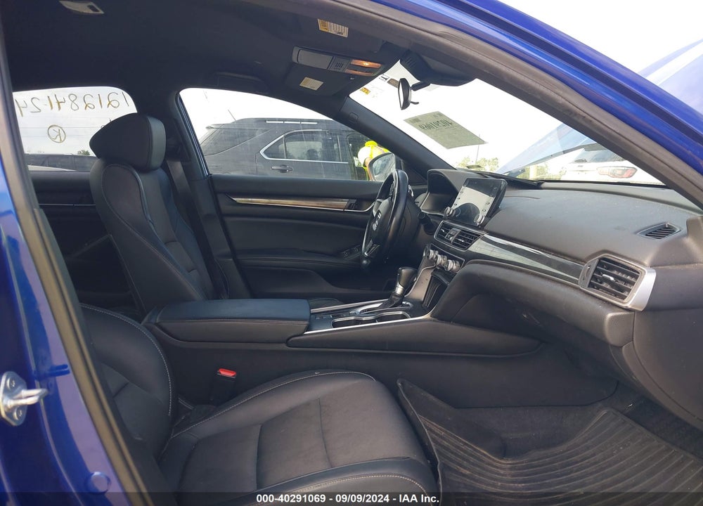 2022 HONDA ACCORD VIN: 1HGCV1F32NA019335