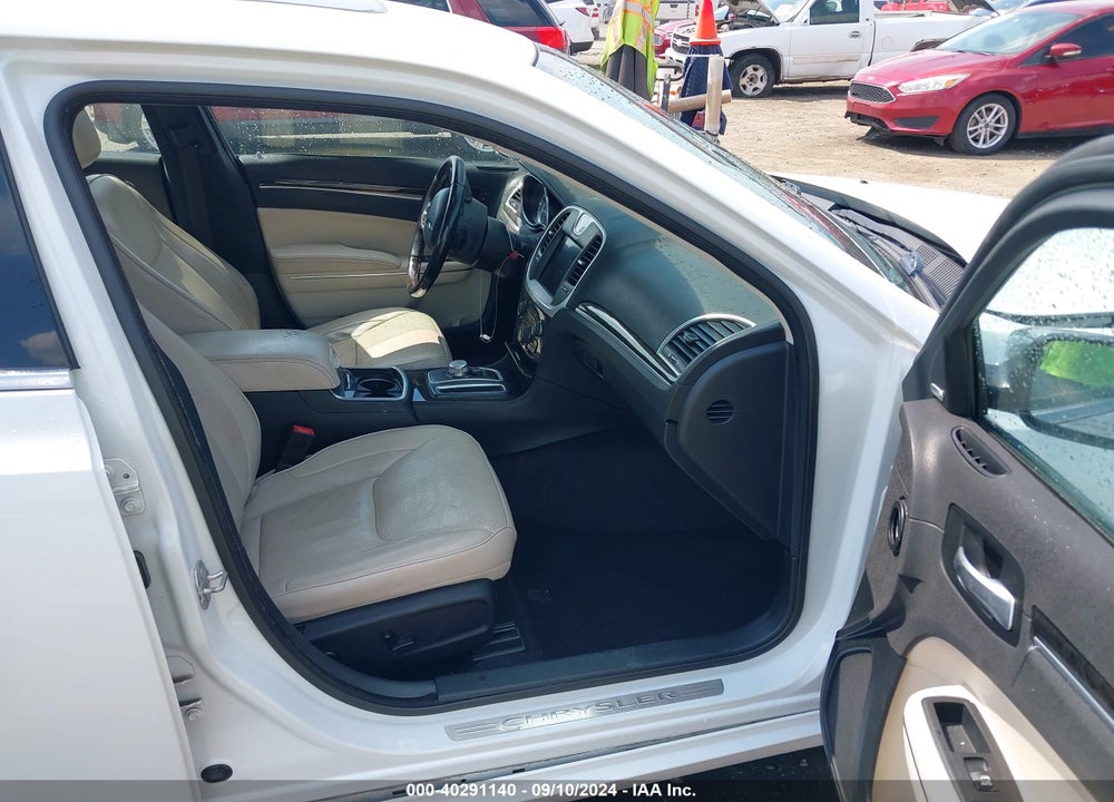 2017 CHRYSLER 300C VIN: 2C3CCAEG8HH564247