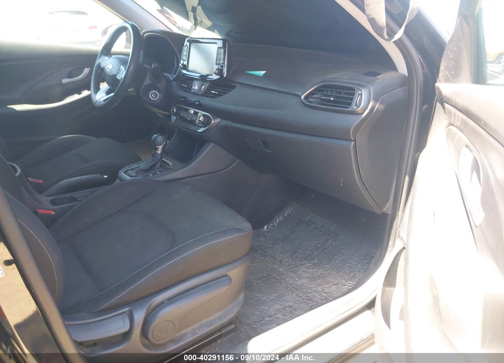 2019 HYUNDAI ELANTRA GT VIN: KMHH35LE0KU098744
