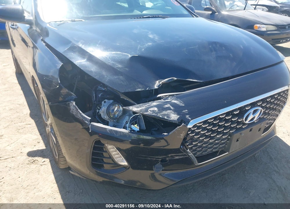 2019 HYUNDAI ELANTRA GT VIN: KMHH35LE0KU098744