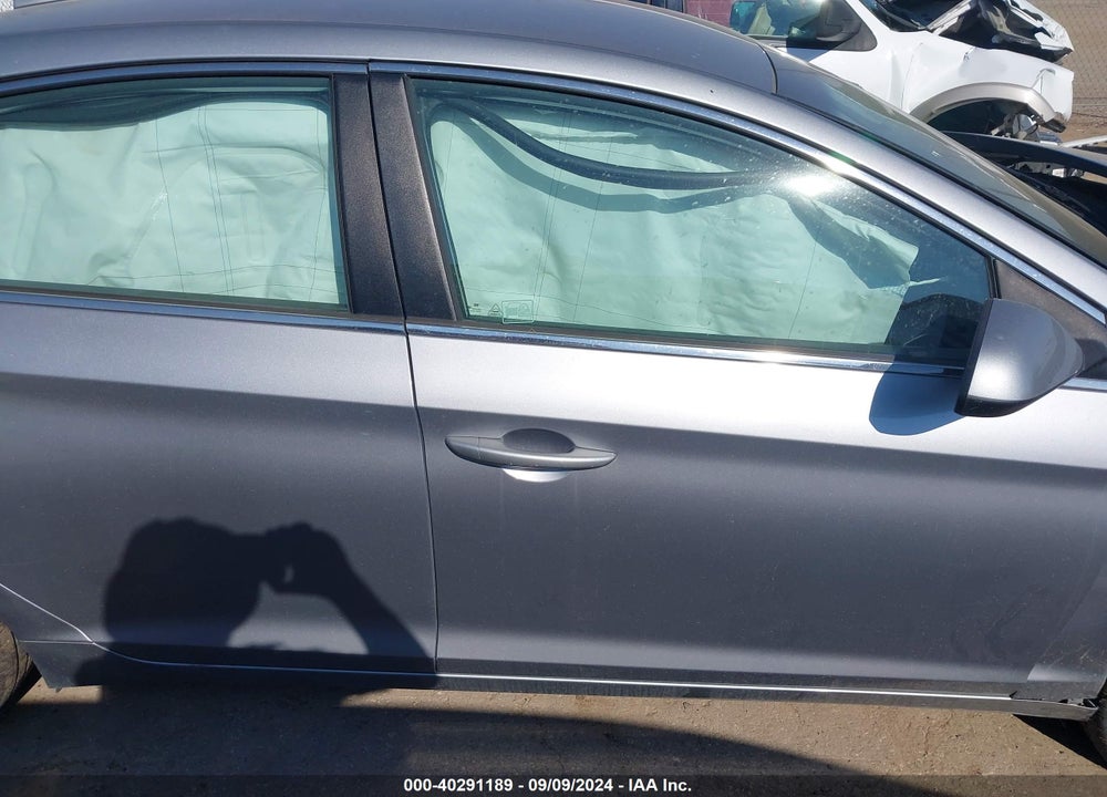 2017 HYUNDAI SONATA VIN: 5NPE24AF5HH566003