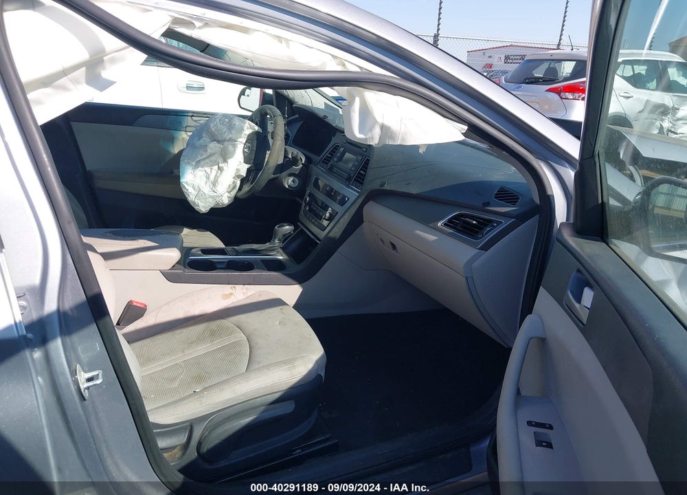 2017 HYUNDAI SONATA VIN: 5NPE24AF5HH566003