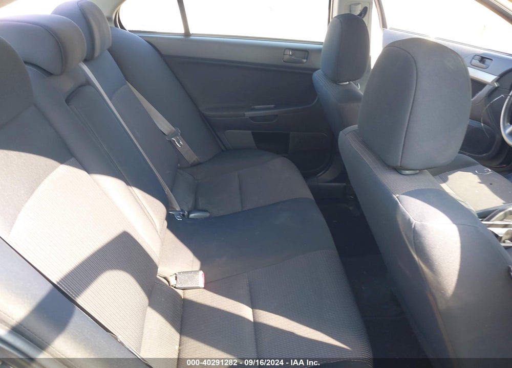 2010 MITSUBISHI LANCER ES VIN: JA32U2FUXAU000731