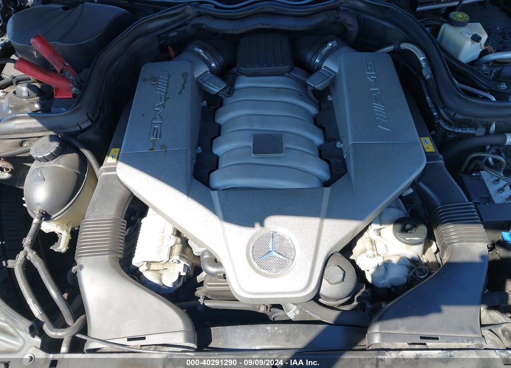 2009 MERCEDES-BENZ C 63 AMG VIN: WDDGF77XX9F327675