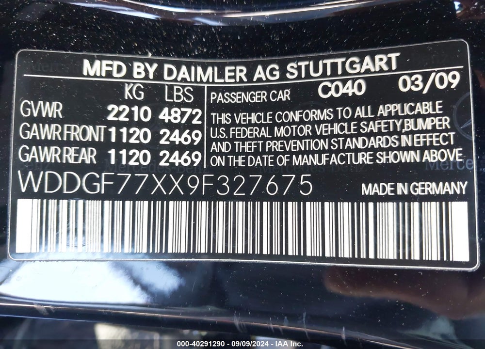 2009 MERCEDES-BENZ C 63 AMG VIN: WDDGF77XX9F327675