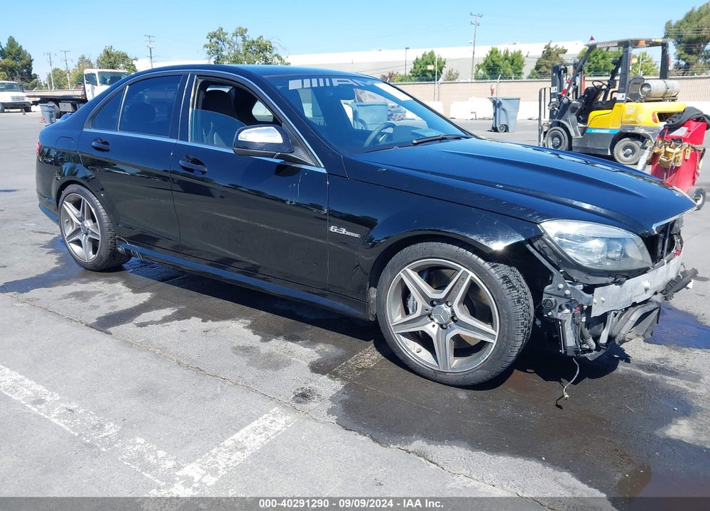 2009 MERCEDES-BENZ C 63 AMG VIN: WDDGF77XX9F327675