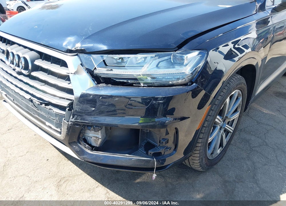 2018 AUDI Q7 3.0T PREMIUM VIN: WA1VAAF77JD013782