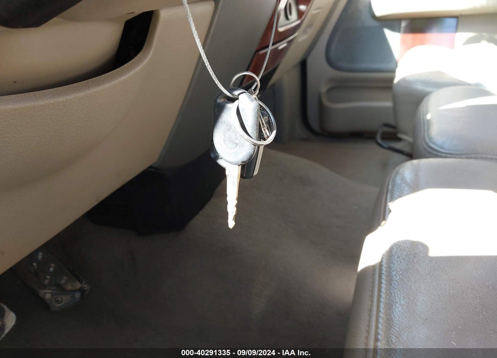 2006 FORD F-150 LARIAT/XLT VIN: 1FTPW12V16KC84893