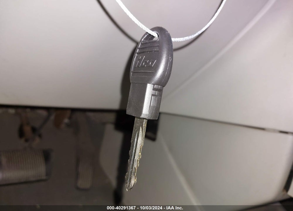 2012 VOLKSWAGEN ROUTAN SE VIN: 2C4RVABG9CR391135