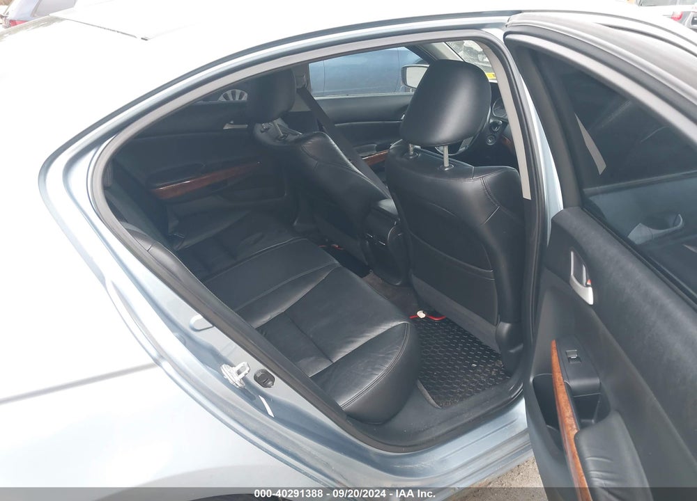 2011 HONDA ACCORD 3.5 EX-L VIN: 1HGCP3F89BA011357