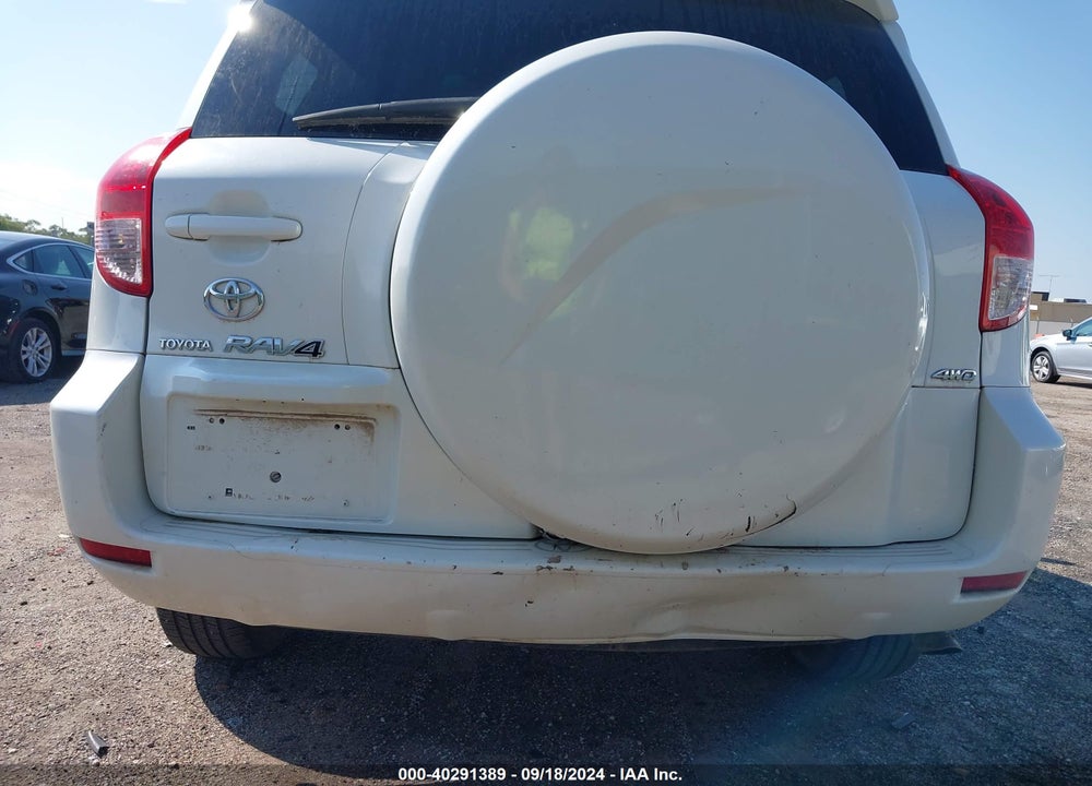 2006 TOYOTA RAV4 LIMITED VIN: JTMBD31V565024170