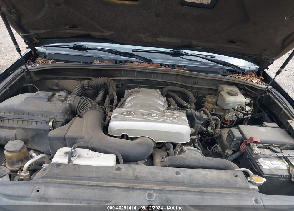 2004 TOYOTA 4RUNNER SR5 V8 VIN: JTEZT14R148004090