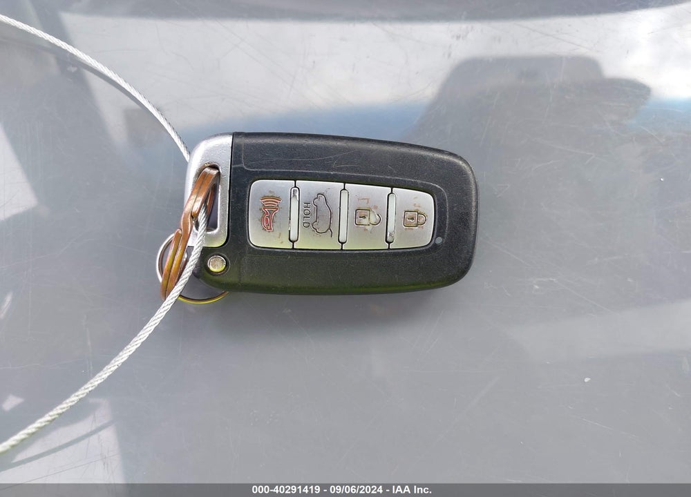 2013 KIA SORENTO SX VIN: 5XYKW4A25DG340985