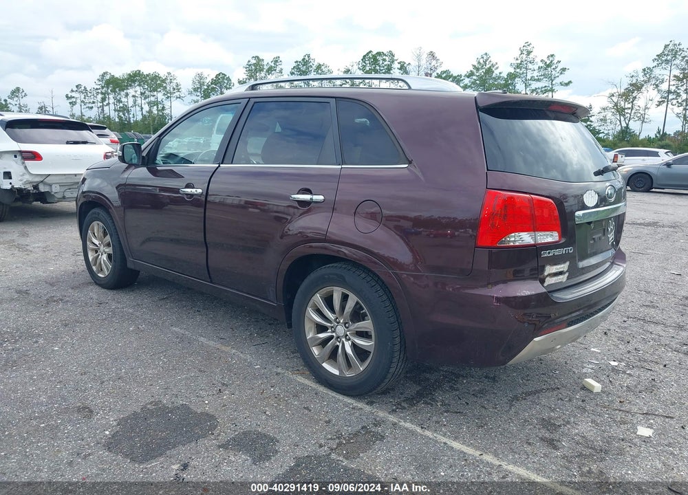 2013 KIA SORENTO SX VIN: 5XYKW4A25DG340985
