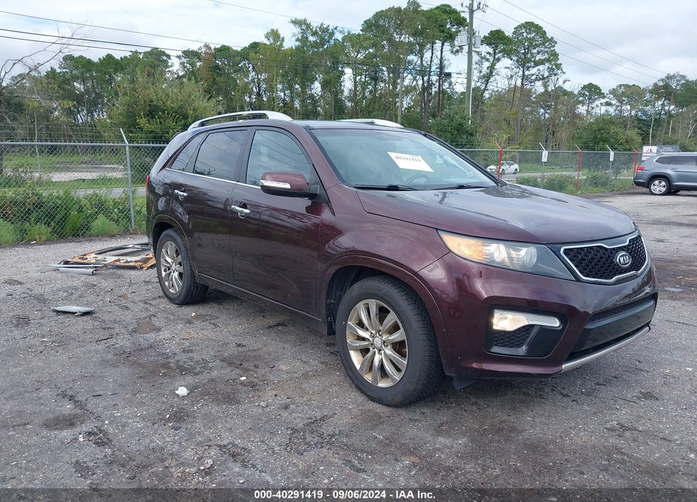 2013 KIA SORENTO SX VIN: 5XYKW4A25DG340985