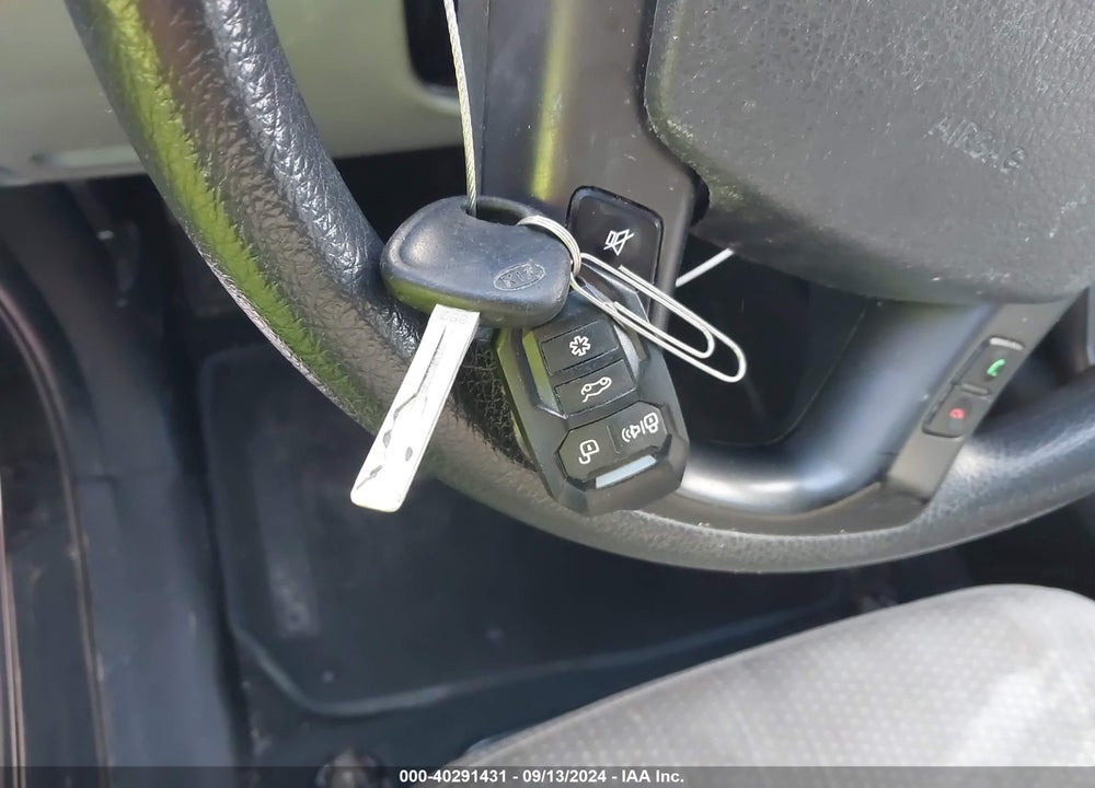 2011 KIA SORENTO LX VIN: 5XYKT4A16BG178751