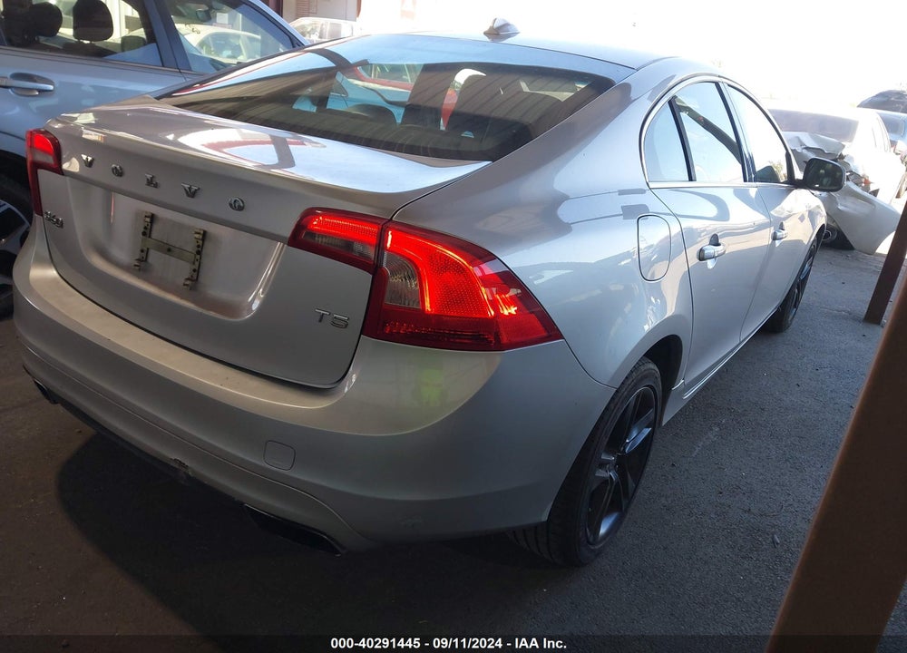 2014 VOLVO S60 T5/T5 PLATINUM/T5 PREMIER/T5 PREMIER PLUS VIN: YV1612FS2E1286005