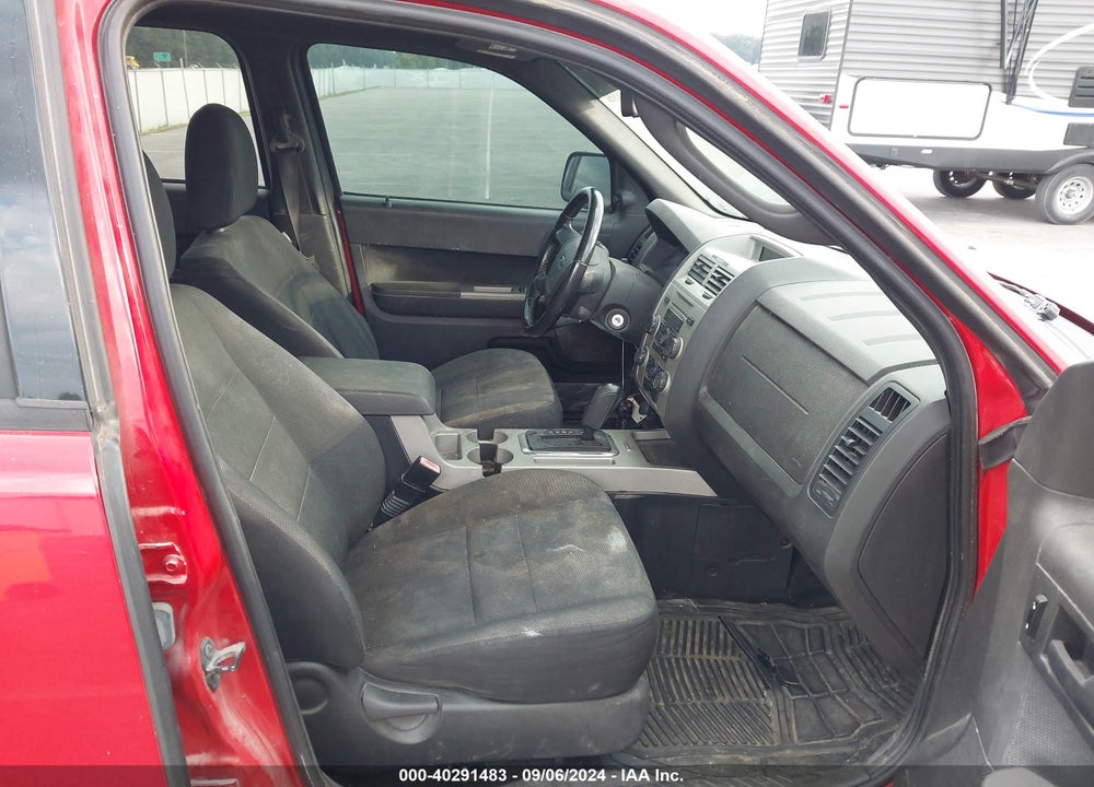 2009 FORD ESCAPE XLT VIN: 1FMCU03G09KA19719