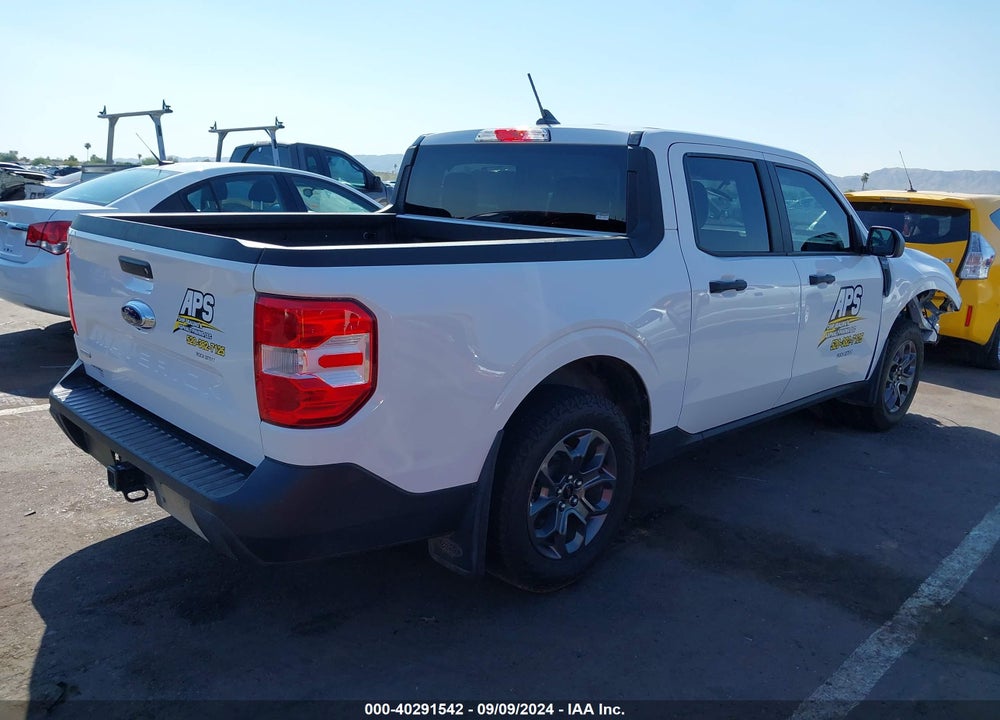 2024 FORD MAVERICK XLT VIN: 3FTTW8H38RRA22043