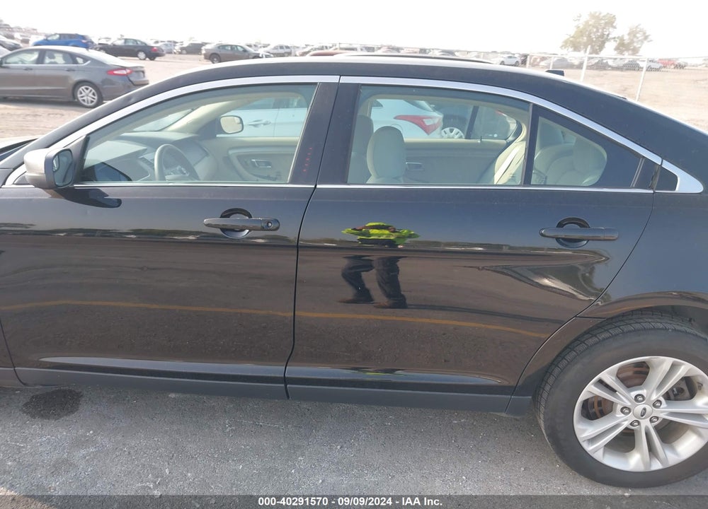 2018 FORD TAURUS SE VIN: 1FAHP2D81JG135142