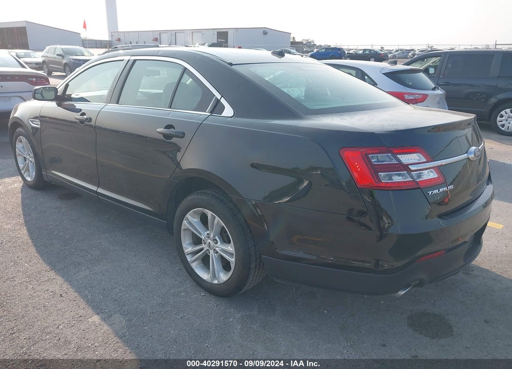 2018 FORD TAURUS SE VIN: 1FAHP2D81JG135142