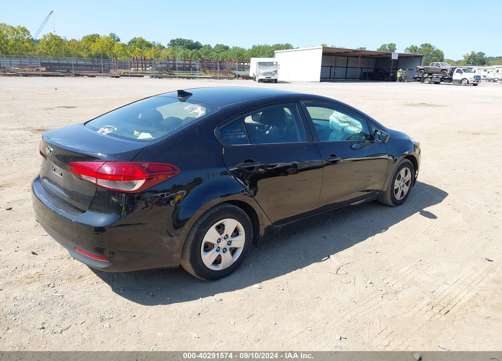2017 KIA FORTE LX VIN: 3KPFK4A79HE018121