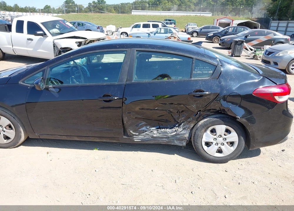 2017 KIA FORTE LX VIN: 3KPFK4A79HE018121