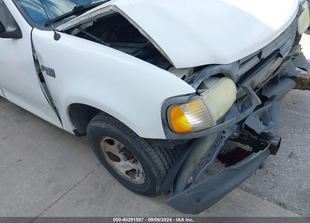2002 FORD F-150 XL/XLT VIN: 1FTRF17242NB02930