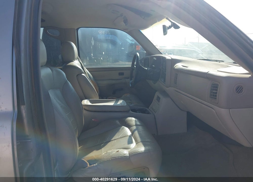 2002 CHEVROLET TAHOE LS VIN: 1GNEC13ZX2R155173