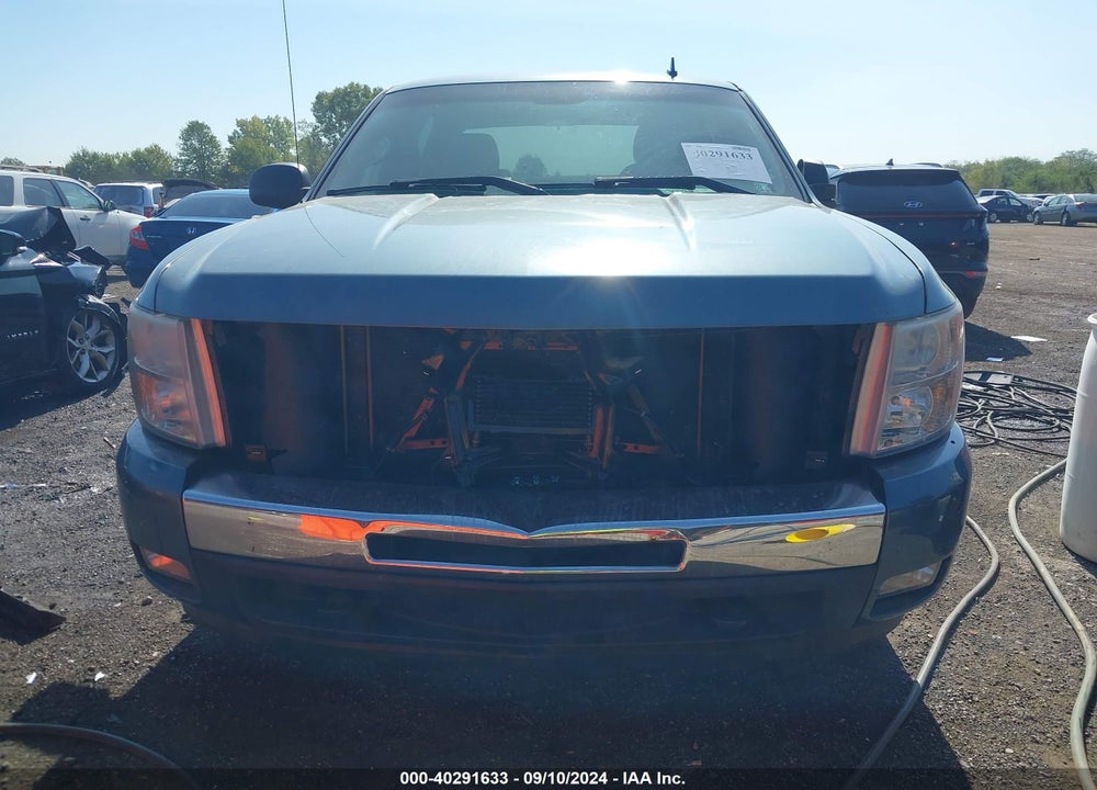 2011 CHEVROLET SILVERADO 1500 LT VIN: 3GCPKSE3XBG203001