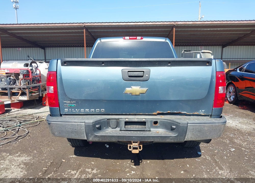 2011 CHEVROLET SILVERADO 1500 LT VIN: 3GCPKSE3XBG203001