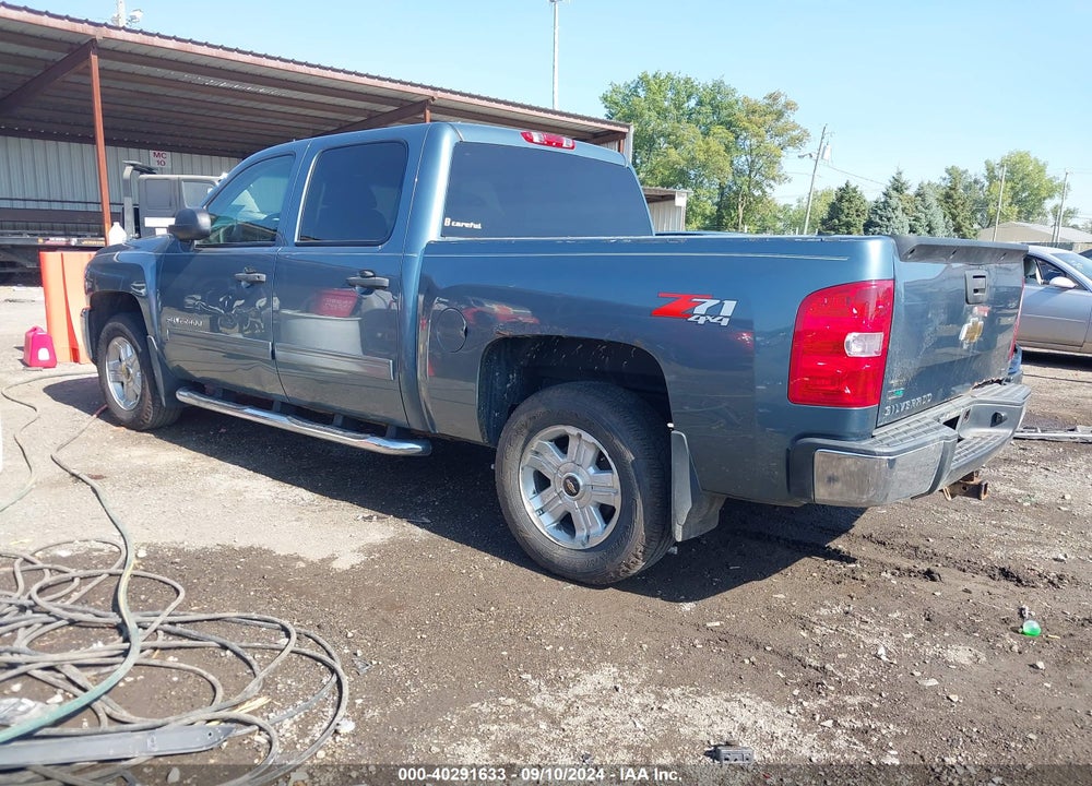 2011 CHEVROLET SILVERADO 1500 LT VIN: 3GCPKSE3XBG203001