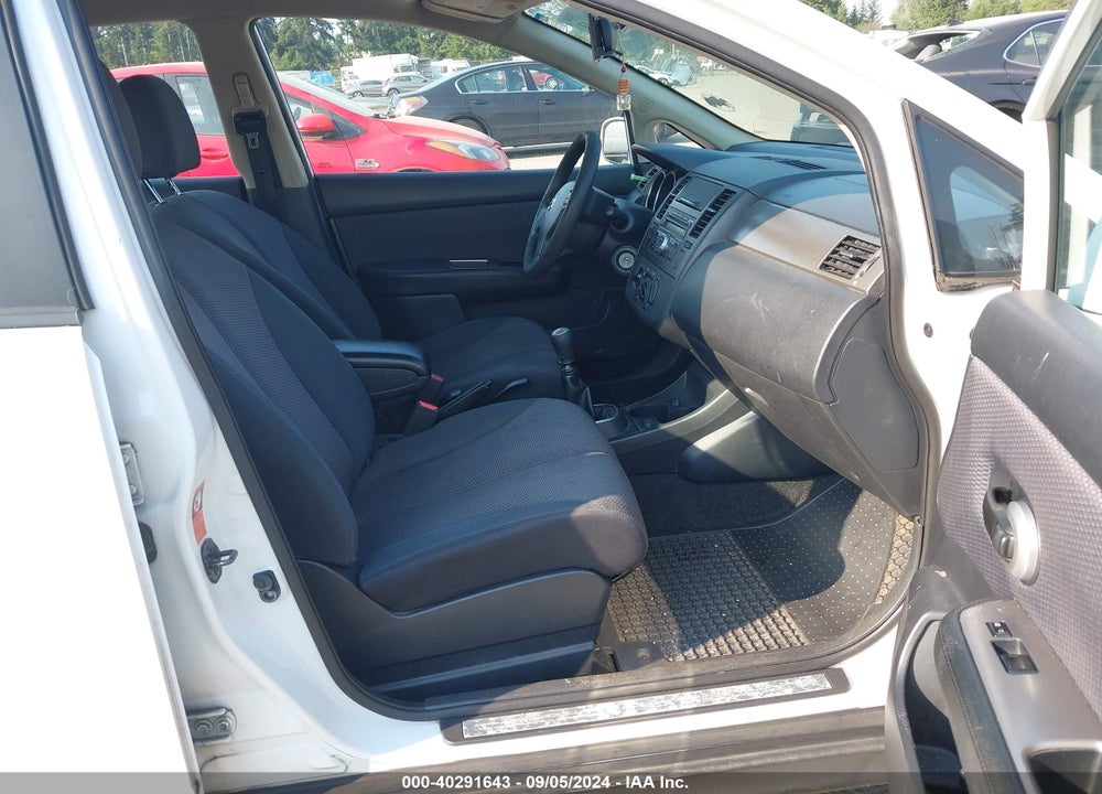 2008 NISSAN VERSA 1.8S/1.8SL VIN: 3N1BC13E98L412562