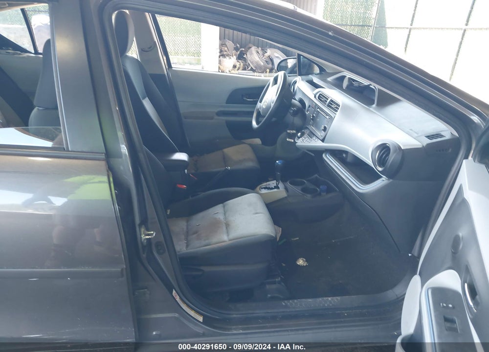 2012 TOYOTA PRIUS C THREE VIN: JTDKDTB37C1502959