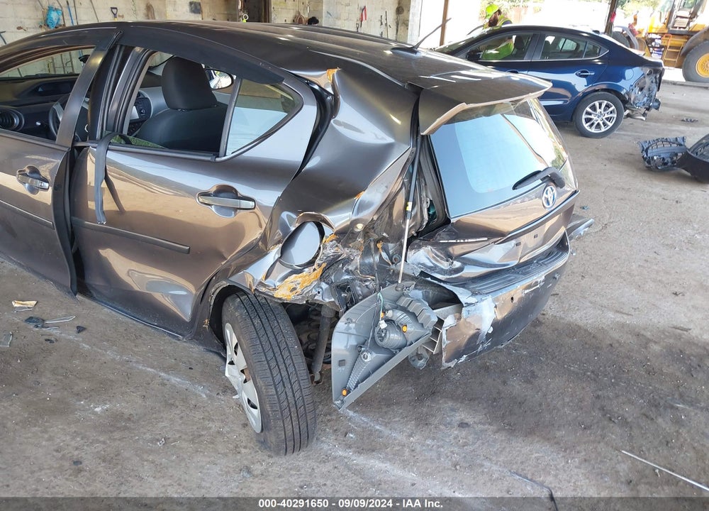 2012 TOYOTA PRIUS C THREE VIN: JTDKDTB37C1502959