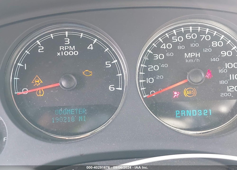2008 CHEVROLET TAHOE LS VIN: 1GNFC13C88R155133
