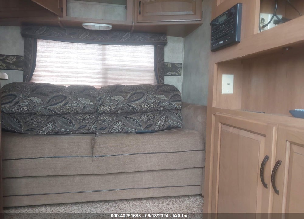 2013 KEYSTONE OTHER VIN: 4YDT32028DB450200