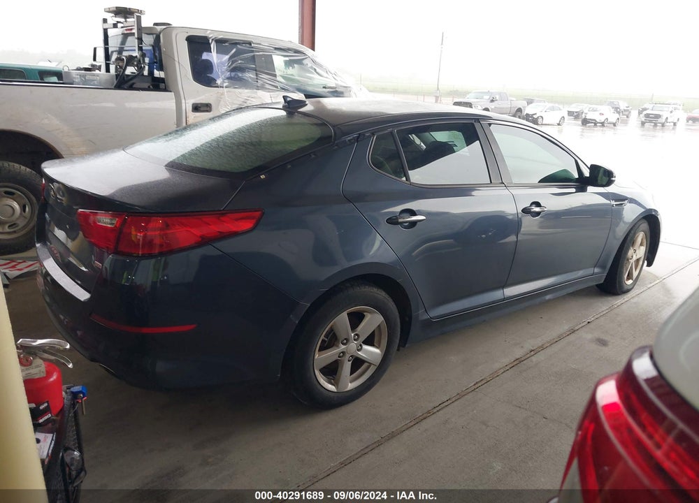 2015 KIA OPTIMA VIN: KNAGM4A71F5559510