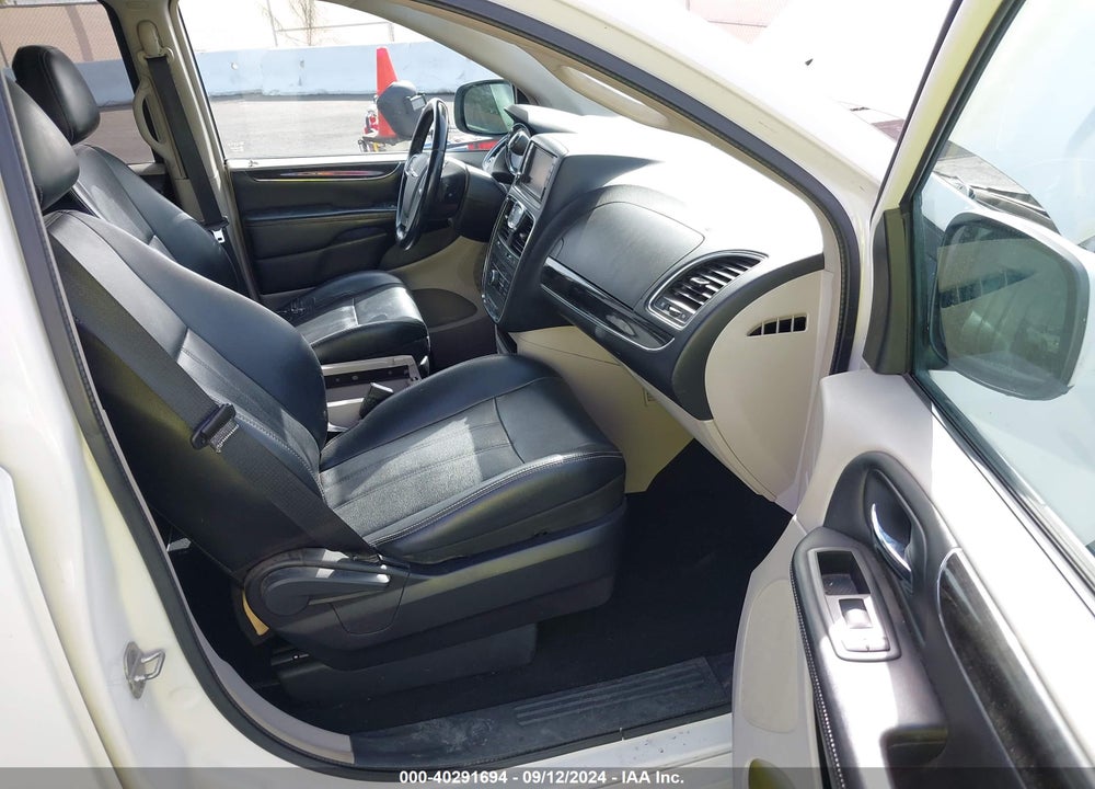 2013 CHRYSLER TOWN & COUNTRY TOURING VIN: 2C4RC1BG6DR630373