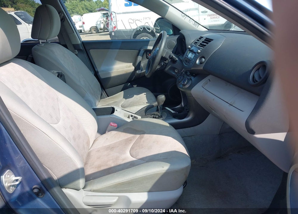 2011 TOYOTA RAV4 VIN: 2T3BF4DV7BW086118