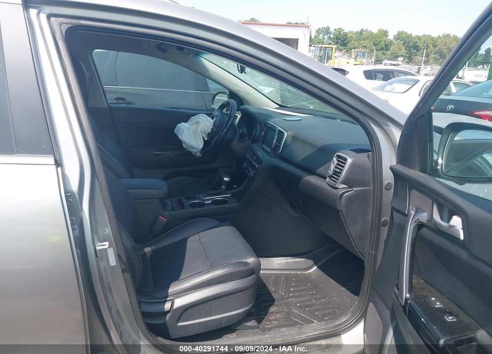 2019 KIA SPORTAGE EX VIN: KNDPNCAC6K7599099