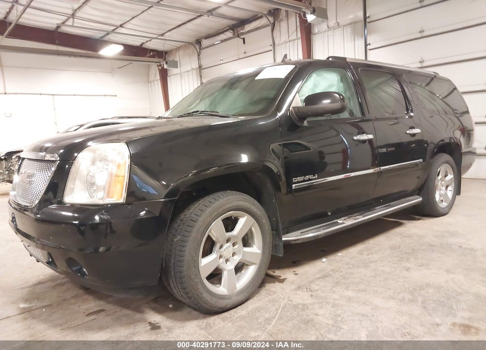 2012 GMC YUKON XL 1500 DENALI VIN: 1GKS2MEF7CR223342