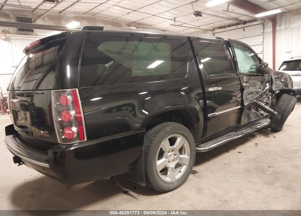 2012 GMC YUKON XL 1500 DENALI VIN: 1GKS2MEF7CR223342
