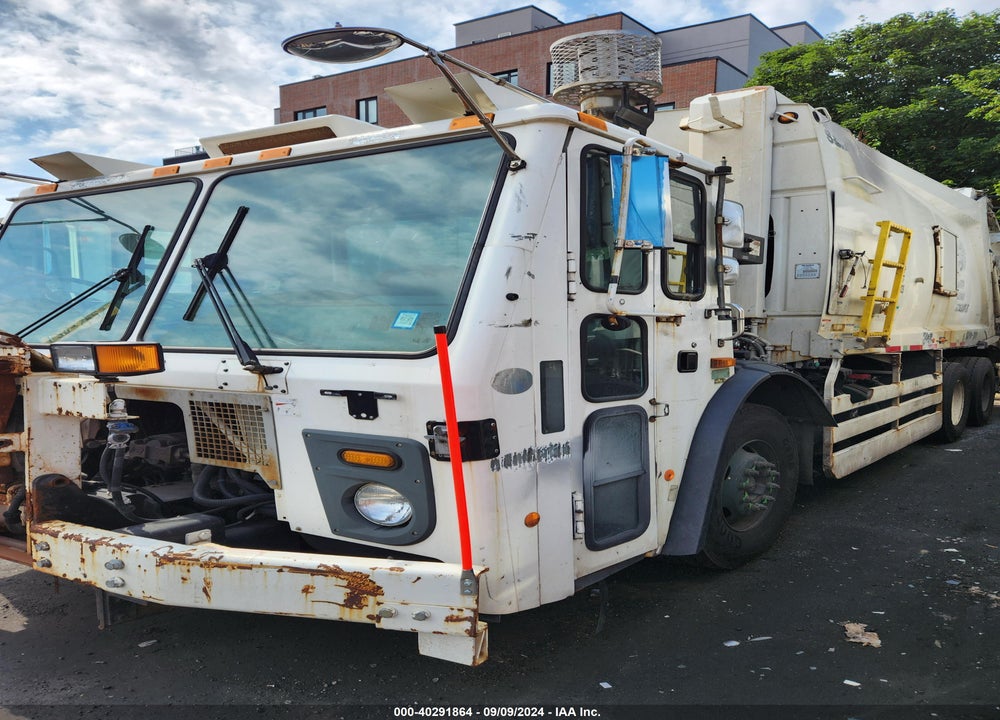 2016 MACK 600 LEU600 VIN: 1M2AU02C5GM010165