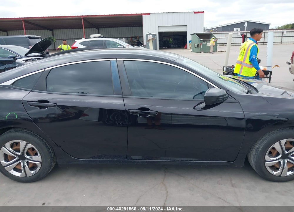 2018 HONDA CIVIC LX VIN: 19XFC2F59JE011930