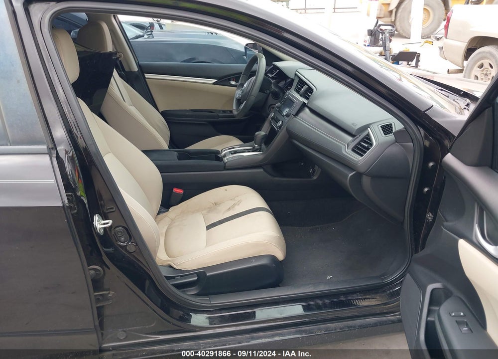 2018 HONDA CIVIC LX VIN: 19XFC2F59JE011930