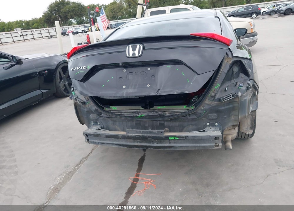 2018 HONDA CIVIC LX VIN: 19XFC2F59JE011930