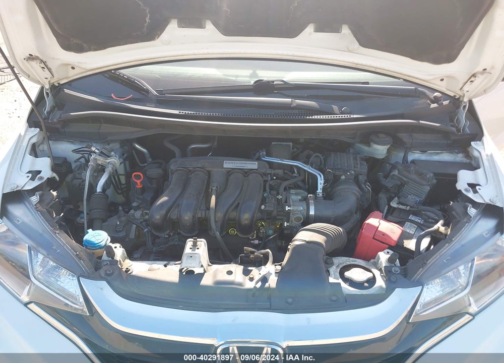 2019 HONDA FIT LX VIN: 3HGGK5H44KM702708