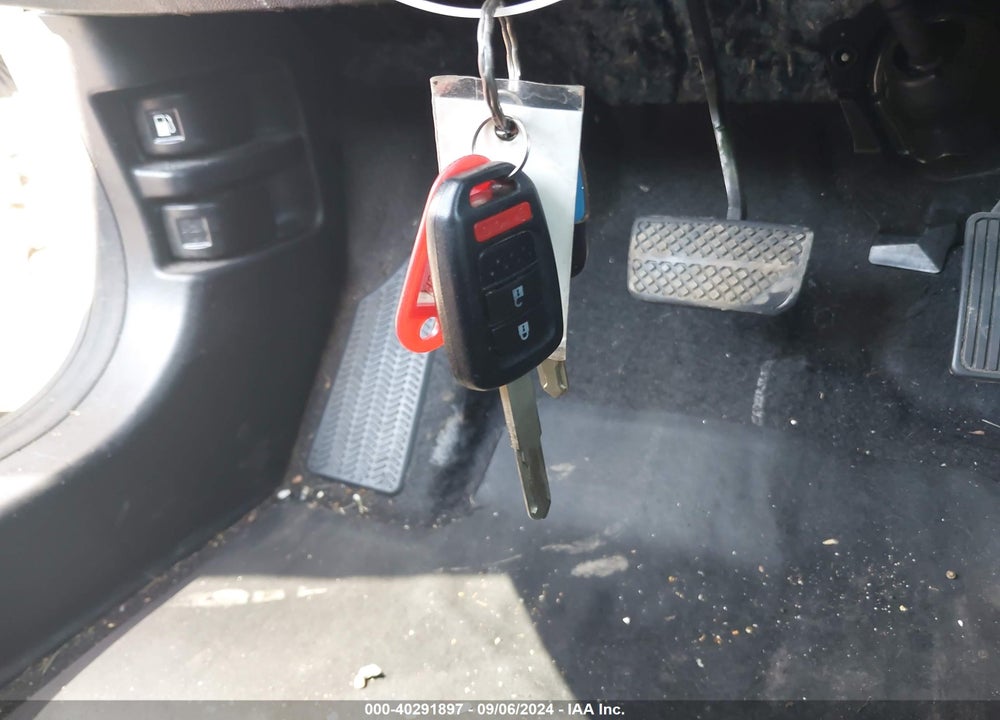 2019 HONDA FIT LX VIN: 3HGGK5H44KM702708